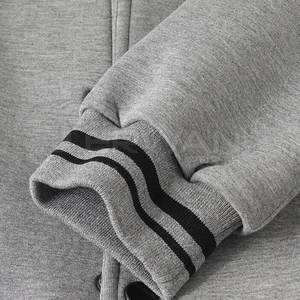 เสื้อแจ็คเก็ตเลตเตอร์แมนขนสัตว์สำหรับผู้ชาย คุณภาพสูง ผลิตตามสั่ง สำหรับฤดูใบไม้ร่วงและฤดูหนาว แห้งเร็ว ระบายอากาศได้ดี สวมใส่สบาย ทนทาน คอตั้ง บริการ OEM - Product Image 6