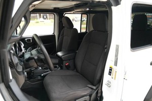 W-arlock 4dr C-rew C-ab 4WD 5.6 ft SB, usado en buen estado - Product Image 3