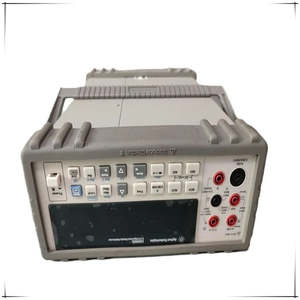 Multímetro de Escritorio KEYSIGHT U3606A Usado con Fuente de Alimentación de CC - Product Image 1