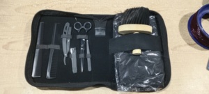 Kit de barbier personnel avec ensemble de ciseaux noirs - Product Image 2