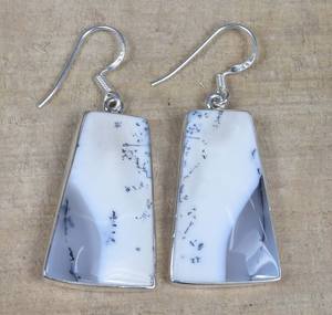 Boucles d'oreilles tendance en argent sterling plaqué or dendrite opale Bijoux élégants faits à la main Cadeau parfait pour son mariage Noël - Product Image 1