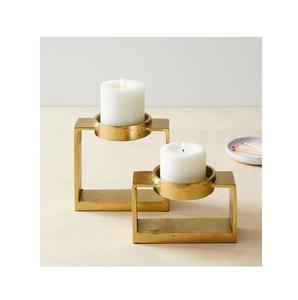 Juego de candelabros de metal con acabado antiguo, adecuado para uso en interiores y exteriores, bodas, fiestas, ocasiones festivas o el hogar. - Product Image 3