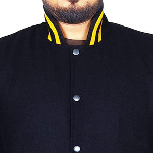 Veste universitaire décontractée en laine personnalisable pour homme, col montant, logo frontal, design de manches vierges, enduite, OEM - Product Image 6