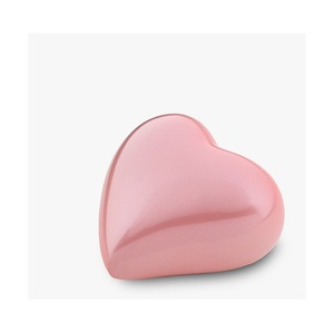 โกศที่ระลึกที่สร้างขึ้นอย่างมีศิลปะนี้มีรูปทรงสง่างามที่ออกแบบมาเพื่อปกป้องอัฐิอันล้ำค่าด้วยความสง่างามที่เต็มไปด้วยความจริงใจ - Product Image 5