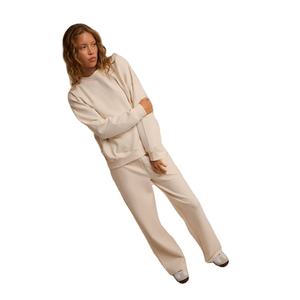 เสื้อสเวตเตอร์คอกลมของผู้หญิงเสื้อสเวตเชิ้ตคอลูกเรือแบบสวมหัวผ้าคอตตอนอุ่นแบบคลาสสิกเสื้อกันหนาวสำหรับฤดูหนาวโลโก้แบบกำหนดเอง - Product Image 3