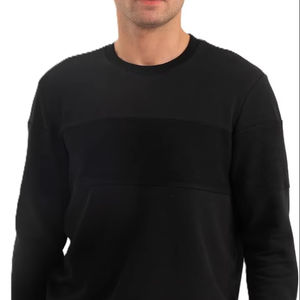 Sudadera clásica ligera de cuello redondo para hombre, textura suave, ajuste relajado para uso diario de invierno, hecha de poliéster/algodón teñido liso - Product Image 1