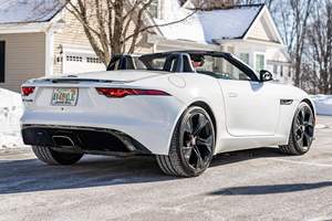 Jaguar F-Type Convertible 2021 Usado, Volante a la Izquierda/Derecha - Product Image 4