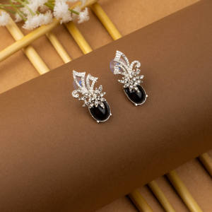 Boucles d'oreilles exclusives en perles faites à la main pour femmes et filles Bijoux de mode avec un style traditionnel coloré unique - Product Image 6