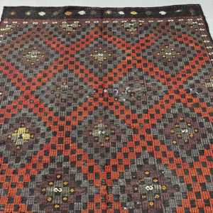 Tapis 6x9,8 pieds, tapis turc vintage, tapis Kilim noir à motifs floraux - Product Image 5