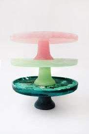 ขาตั้งเค้กเรซิ่นทำมือสุดหรู พร้อมดีไซน์กลิตเตอร์และประดับด้วยโซ่พลอย พร้อมมีดเข้าชุดสำหรับงานแต่งงานและงานอีเว้นท์ - Product Image 3