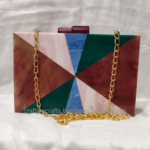 กระเป๋าคลัทช์เรซิ่นสวยงาม ออกแบบลายนางฟ้าเพ้นท์มือ พร้อมสลักชื่อตามสั่ง สำหรับผู้หญิง งานแฮนด์เมด คุณภาพพรีเมียม เหมาะสำหรับงานแต่งงาน/งานเลี้ยง - Product Image 1