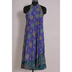 กระโปรงผ้าแพรไหมส่าหรีศิลปะวินเทจผ้าโพลีสีฟ้าดีไซน์เนอร์สามารถใส่กลับด้านได้เป็นกระโปรงยาวหรือเดรสสั้น - Product Image 3