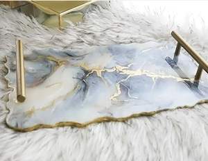 REINE STYLISH PLATEAU DE SERVICE ÉPOXY EN RÉSINE PERSONNALISABLE Peint à la main Design Rectangle de haute qualité pour Restaurant à la maison - Product Image 1