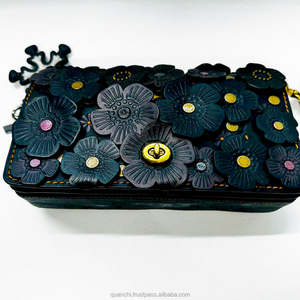 LOGO personnalisé 3D en relief TPU Film métal thermocollant impression d'étiquette par transfert à chaud sans nickel accessoires vestimentaires écologiques - Product Image 3