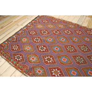 Tapis vintage 5,6x10,6 pieds, grand tapis turc, tapis à motifs de plantes et d'arbres rouges et violets - Product Image 3