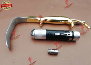 Retractor Ferriera de 8 cm x 16 mm con Fibra Óptica y Succión con Fuente de Luz - Product Image 5