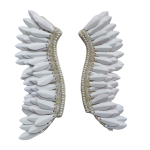 La mayoría de los pendientes de flecos de corazón con cuentas de moda para mujer de nuevo diseño para fiesta de mujer disponibles a precio mayorista para exportación - Product Image 1