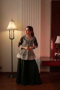 Conjunto de Salwar Kameez Bordado para Mujer, Traje Étnico de Diseño Tradicional para Fiestas, Colección Festiva Premium para Todas las Temporadas - Product Image 2