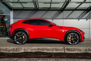 SUV de luxe à grande vitesse FER PURSS-ANGUE CROSSOVER 2024, transmission intégrale, ROSSO CORSA - Product Image 6