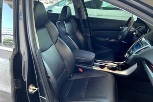 Voitures d'occasion haut de gamme Ventes saisonnières 2016 A c u r a TLX FWD - Product Image 2