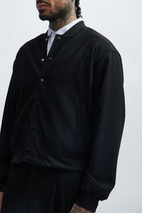 Veste d'hiver légère de haute qualité pour hommes Manteau à bulles personnalisé avec col montant, fermeture éclair, blouson aviateur à capuche par Huzaifa - Product Image 2