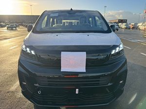 BEST SELLING 2026 Peugeot Traveller L3H1 Business VIP 2.0L 7 places - Product Image 2