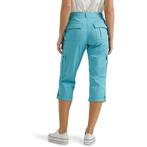 Pantalon cargo femme sur mesure OEM, coupe ample, tissu en mélange de coton léger et respirant, avec poches utilitaires pour streetwear. - Product Image 5