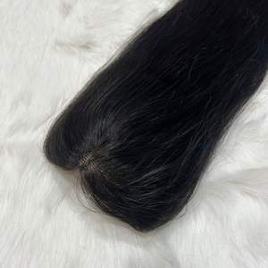 Topper de cheveux indiens Remy 100% naturels, lisses, à base de dentelle nouée à la main, maille respirante et cadre facial doux - Product Image 3