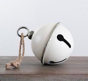 Décor suspendu de Noël Festif et moderne Durable et facile à installer Parfait pour la décoration de la maison et du bureau - Product Image 1