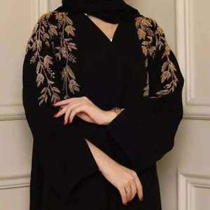 Vente en Gros Abaya Personnalisée Turquie Vêtement Islamique Luxe Élégante Abaya Petite Femme Musulmane Robe Dubaï Manches Volants Abaya Satin - Product Image 2