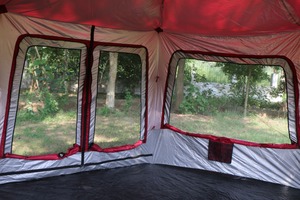 Tente personnalisée de style dôme automatique pour l'hiver, le camping en plein air, installation à ouverture facile avec tissu en polyester, tente Igloo parfaite - Product Image 4