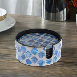 ชุดจานรองแก้วทรงกลมทำจากเปลือกหอยมุก ประดับลายดอกไม้สีน้ำเงิน งานฝีมือจากเปลือกหอยทะเล ใช้สำหรับรองแก้วเครื่องดื่ม ตกแต่งโต๊ะ และป้องกันพื้นผิวโต๊ะ - Product Image 4