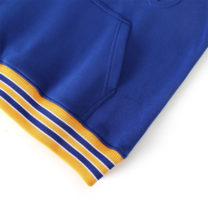 Sudadera Negra de Invierno con Cierre de Cremallera de un Cuarto SGRho |   Sudadera Unisex con Logotipo Chenille en la Parte Delantera y Ribete Acanalado |   Estilo Varsity Transpirable de Secado Rápido - Product Image 5
