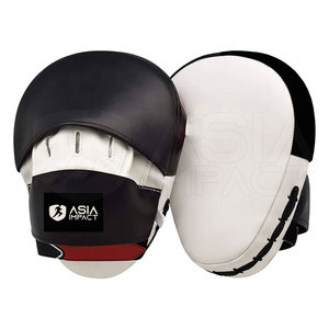 Almohadillas de entrenamiento ligeras con costuras reforzadas y acolchado extra grueso para un rendimiento duradero - Product Image 1