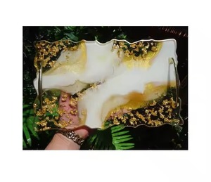 ถาดเสิร์ฟอาหารทรงกลมทำจากเรซินสีขาวหมุนได้อุปกรณ์ใช้ในอาหารเย็นจานชามตกแต่งโต๊ะแผ่นเรซินเครื่องครัวสุดสร้างสรรค์ของใช้ในบ้านดีไซน์ล่าสุด - Product Image 1