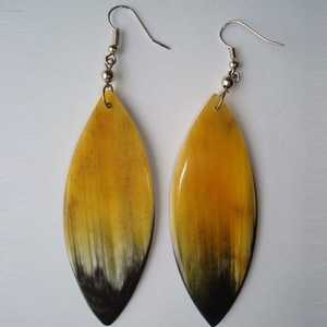 Modernos y Elegantes Pendientes Geométricos de Cuerno de Búfalo, Joyería de Cuerno Natural Ecológica y a la Moda, Hechos a Mano, Ideales para Bodas y Fiestas - Product Image 4