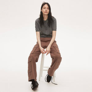 Pantalon Cargo en sergé de coton flammé à coupe droite pour femmes Poches utilitaires Style avant-gardiste pour le travail en plein air Vie urbaine - Product Image 6