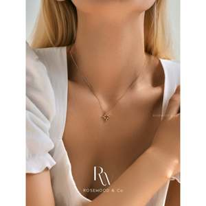 Collar de Diamantes Estrella del Norte, Colgante Sunburst en Oro Vermeil de 18K, Collar Celestial de Plata de Ley con Diseño de Estrella - Product Image 2