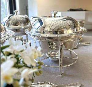 Plateaux en acier inoxydable en laiton faits à la main avec motif floral Plateaux bols Supports et plats Hotpots Casserole Chaffing Plats - Product Image 2