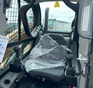 TV450B Cargador de pista compacto Componentes de núcleo Cargador de deslizamiento Bomba de retroexcavadora Caja de cambios PLC Cojinete de producto sobresaliente - Product Image 5