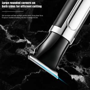 Kit de Afeitado Eléctrico Recargable Inalámbrico 4 en 1 para Hombre, Afeitadora de Espalda Impermeable, Recortadora con Mango Ajustable y Cuchillas de Cerámica para Vello Corporal - Product Image 4