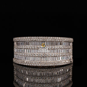 Bague tendance en argent sterling 925, hip-hop, brillant, taille baguette, 4 carats, diamants de laboratoire, sertis en canal, plaqué rhodium - Product Image 2