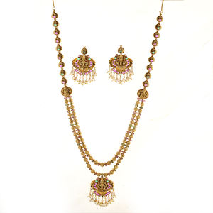 Conjunto de collar de templo largo de estilo indio antiguo chapado en oro mate con perlas 214321 para mujer - Product Image 1