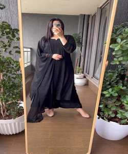 Explore Nuestra elegante colección de ropa de mujer, que ofrece piezas sofisticadas perfectas para el uso diario u ocasiones especiales. - Product Image 2