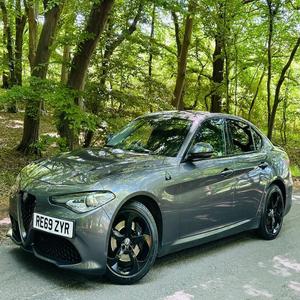 USADO LHD/RHD 2019 ALFA ROMEO GIULIA 2,0 VELOCE - Product Image 1
