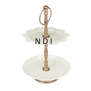 Soporte para servir pasteles de frutas de diseño único multifuncional Soporte para servidor de pasteles decorativo con acabado blanco - Product Image 1