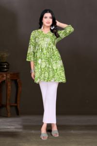 Dernières femmes décontracté et vêtements quotidiens saison d'été pur coton court Kurti et haut avec impression numérique avec manches fantaisie pour les femmes - Product Image 6