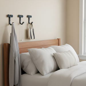 Crochet mural élégant en fer poli |   Crochet décoratif personnalisé pour chambre à coucher, salon et organisation - Product Image 4