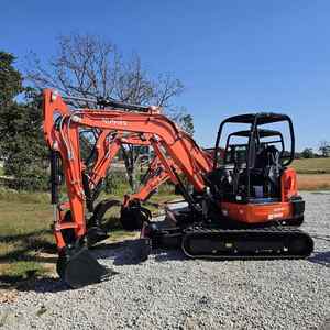 Tracteur Kubota BX2680 M8540 Deutz Fahr 4x4 FWA Neuf avec Moteur 8CV, Boîte de Vitesses Agricole et Noyau d'Engrenage Inclus, Télécommande - Product Image 4