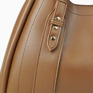 Nouveau sac fourre-tout pour femme en cuir véritable à 100 %, fermeture à glissière ouverte, haute qualité, grande capacité, couleurs et logo personnalisables - Product Image 3